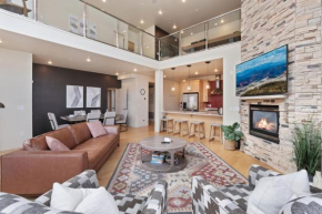 Luxurious Brian Head loft w spa sauna views